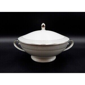 Tirschenreuth Bavaria The Elgin #2270 Lidded Covered Serving Casserole 8 In